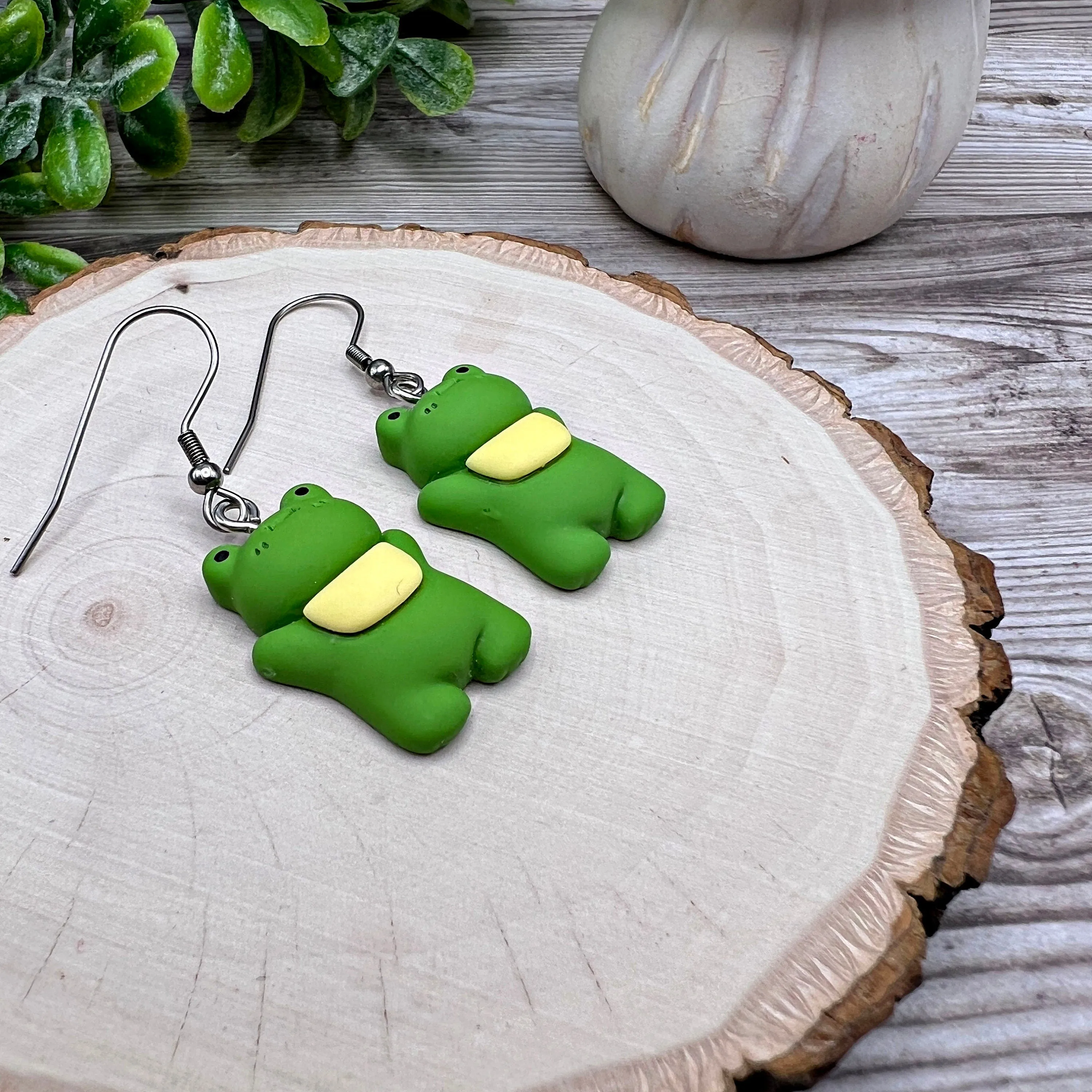 Kawaii Cartoon Frog Earrings