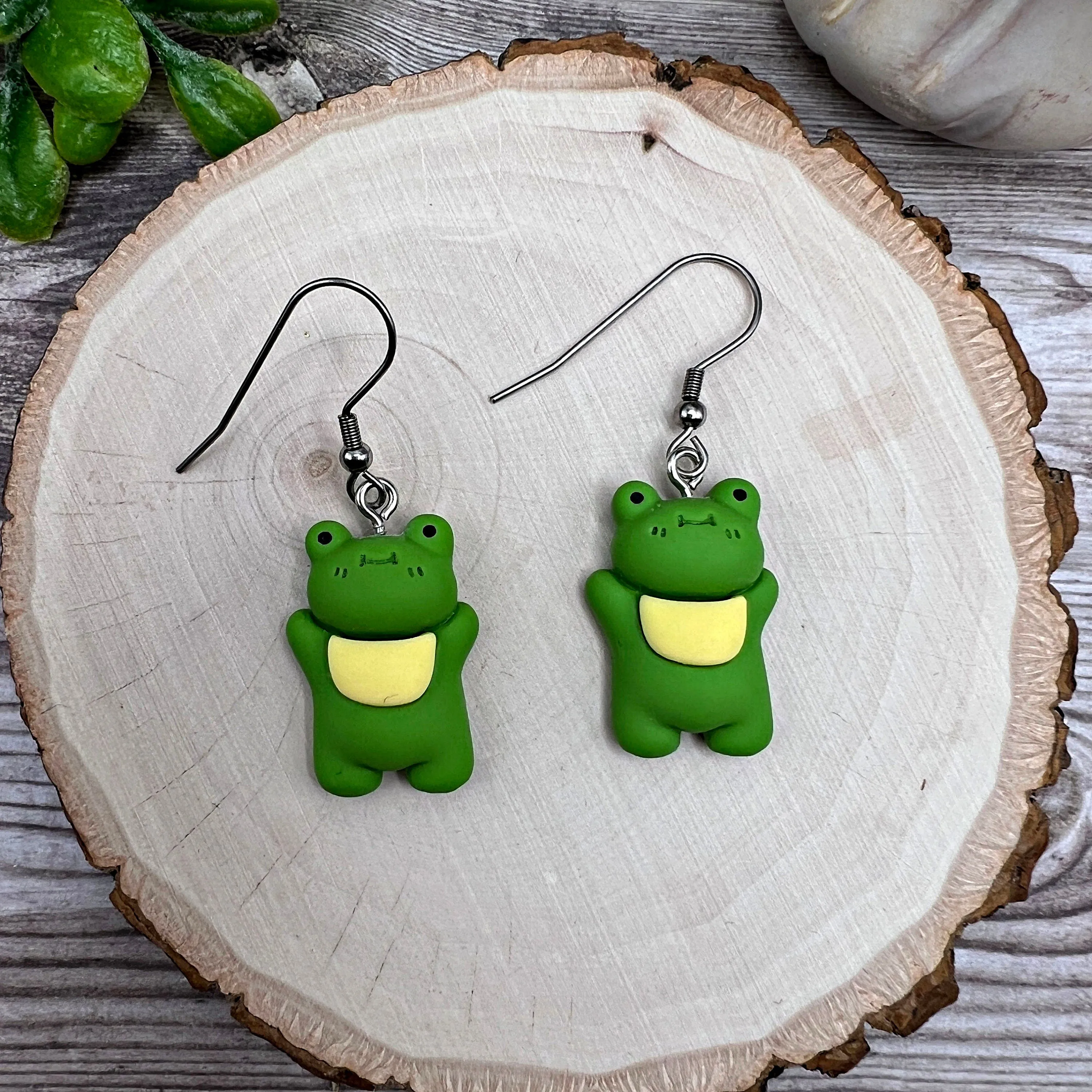 Kawaii Cartoon Frog Earrings
