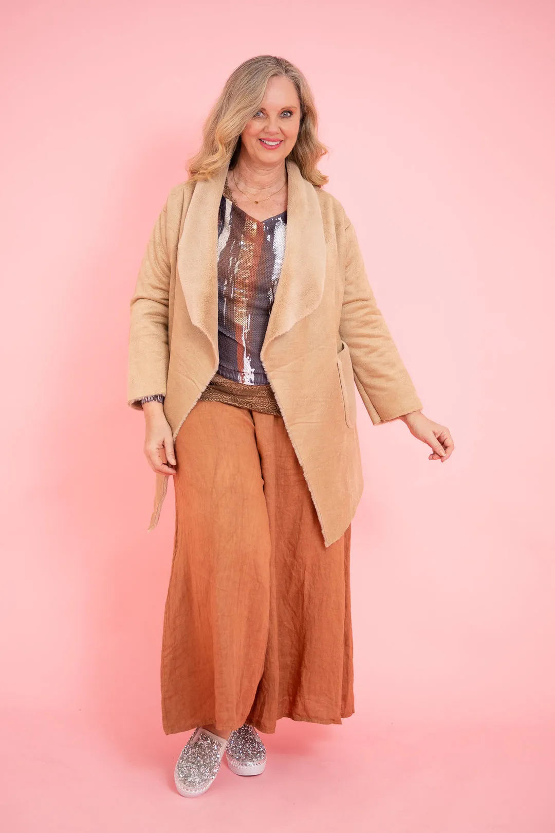 LANA FLUFFY JACKET - CARAMEL